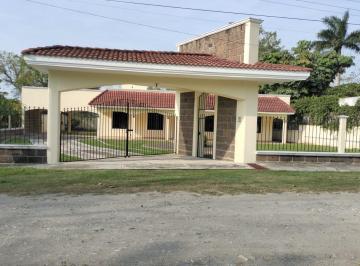 Casa de 4 habitaciones, Papantla · Se Vende Casa de un Piso con Terreno de 1000 m² en Frac Santa Cecilia Papantla