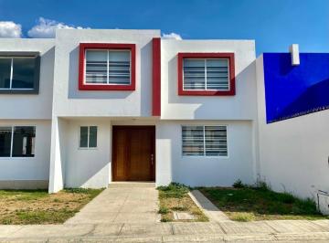 Casa · 147m² · 3 Recámaras · 1 Estacionamiento · Casa en Venta en San Juan del Rio Queretaro