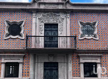 Casa · 260m² · 4 Recámaras · Casona Centro de Puebla Para Uso Comercial