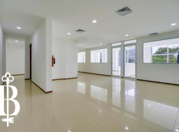 Oficina · 3 Estacionamientos · Oficinas en Renta en Cancún Quintana Roo
