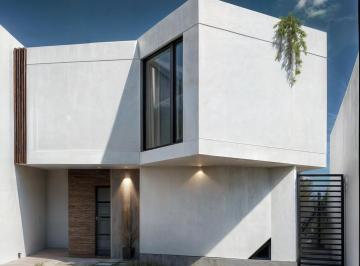 Casa de 4 habitaciones, Querétaro · Casa en Venta en El Refugio: Hermosa Casa de Autor con Doble Altura