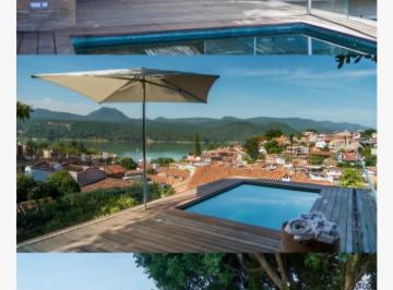 Casa de 5 habitaciones, Valle de Bravo · Venta Casa de 845 m² con 5 Recamaras, en El Centro de Valle de Bravo