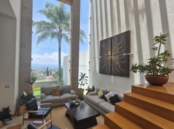 Casa en condominio de 3 habitaciones, Corregidora · Casa de Autor con Sala de Cine en Venta en Colinas del Bosque 3 Corregidora
