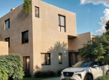 Departamento de 3 habitaciones, El Marqués · Townhouse en Zibatá de Dos Niveles de Lujo - Ideal Para Inversionista