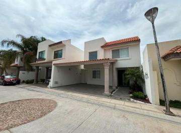 Casa de 4 habitaciones, Aguascalientes · Casa en Venta en Aguascalientes Zona Norte, Portón de Santa Clara (Campanario)