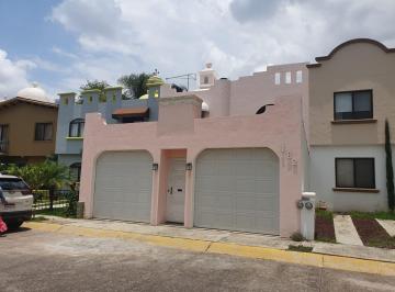 Casa de 4 habitaciones, Morelia · Bonta Casa en Venta Fraccionamiento Campestre La Huerta