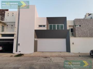 Casa · 600m² · 5 Recámaras · House in Fraccionamiento Paraiso