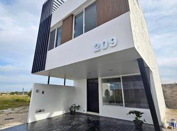Casa de 3 habitaciones, Jesús María · Casa en Venta, Arroyo San Emilion, Aguascalientes