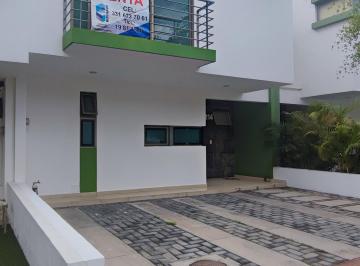 Casa en condominio de 3 habitaciones, Tlajomulco de Zúñiga · Casa en Renta Atrás de Punto Sur Fraccionamiento Sorrento