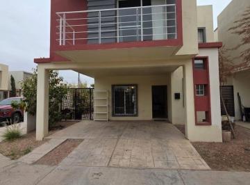 Casa · 143m² · 3 Recámaras · 2 Estacionamientos · Casa en Renta Amueblada en Toledo Residencial a 7 Minutos de Consulado Americano