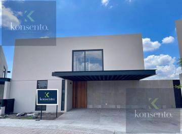 Casa en condominio · 389m² · Casa en Condominio en Lomas del Campanario Norte