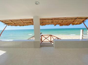 Casa de 3 habitaciones, Progreso · Casa Frente Al Mar en Chelem Cerca del Centro - 3 Recamaras y 4 Baños