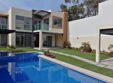 Casa · 415m² · 4 Recámaras · 2 Estacionamientos · Venta Casa Lomas de Vista Hermosa