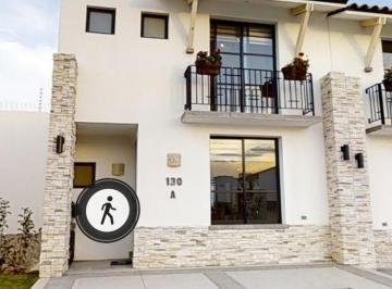 Casa · 125m² · 3 Recámaras · 2 Estacionamientos · Venta de Casa en Fracc Sacromonte