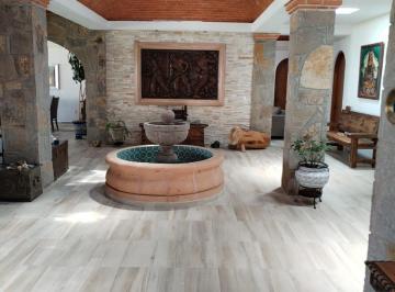 Casa de 4 habitaciones, Tequisquiapan · Casa en Venta en Tequisquiapan, Excelente Ubicación.