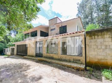 Casa de 7 habitaciones, San Cristóbal de las Casas · Se Vende Propiedad en La Quinta San Martin en San Cristóbal de Las Casas