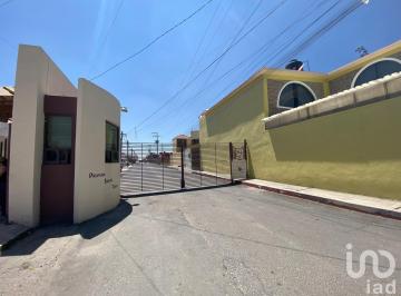 Casa · 172m² · 4 Recámaras · 2 Estacionamientos · Casa en Venta en Pachuca de Soto, Hgo