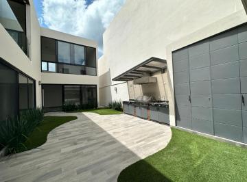 Casa · 354m² · 3 Recámaras · 3 Estacionamientos · Casa en Venta en Castaños del Vergel, Monterrey Nl