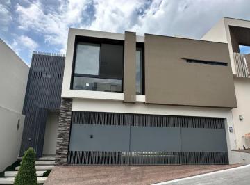 Casa · 354m² · 3 Recámaras · 3 Estacionamientos · Casa en Venta en Castaños del Vergel, Monterrey Nl