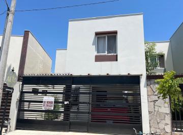 Casa de 3 habitaciones, García · Casa en Venta en Lomas Jardines, Garcia, Nuevo León