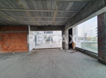 Local comercial · 235m² · 220 Estacionamientos · Local en Renta en Plaza Jazz, Lomas de Angelópolis - (4)