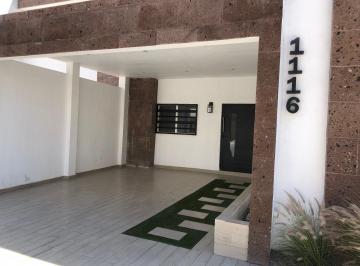 Casa de 4 habitaciones, Gómez Palacio · Casa Tamarindos