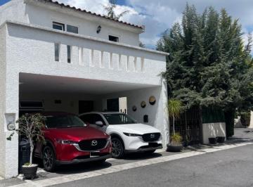 Casa · 280m² · 3 Recámaras · 3 Estacionamientos · Casa en Venta en Residencial Esl Castaño