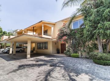 Casa en condominio de 3 habitaciones, Alvaro Obregón · Casa en Condominio en Venta en Jardines del Pedregal