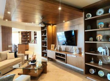Casa · 472m² · 5 Recámaras · 3 Estacionamientos · Casa en Fraccionamiento Joyas de Brisamar
