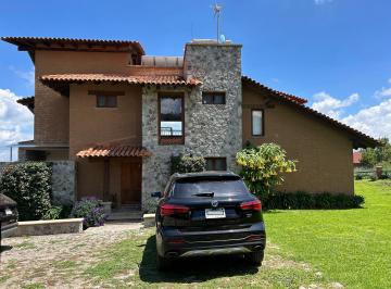 Casa de 3 habitaciones, Tapalpa · Casa en Venta en Pinares, Tapalpa, Jalisco
