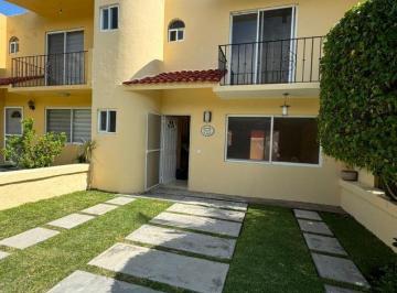 Casa en condominio · 129m² · 3 Recámaras · 2 Estacionamientos · Casa en Condominio en Burgos Temixco - Maz - 2082 - Cd