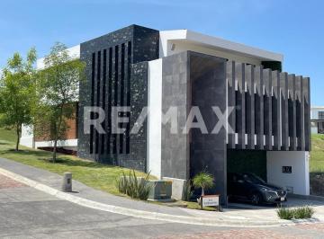 Casa en condominio · 440m² · 4 Recámaras · 3 Estacionamientos · Hermosa Residencia Amueblada en Venta en La Gran Reserva en Lomas de Angelópolis - (4)