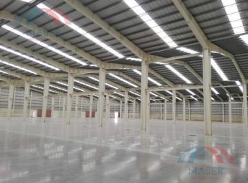 Nave industrial · 3917m² · 20 Estacionamientos · Nave Industrial en Renta en San Jerónimo Caleras