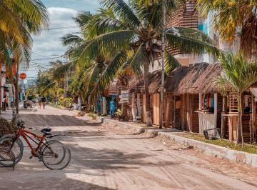 Terreno / Lote · 1048m² · Terreno Habitacional de 1048 m² en Venta en Holbox