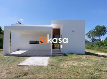 Casa de 4 habitaciones, Mérida · Casa en Venta en La Rejoyada, Mérida, Yucatán - Lista Para Habitar