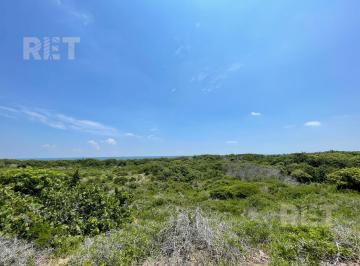 Terreno / Lote · 192687m² · Terreno Beachfront y Frente con Canal del Chijol