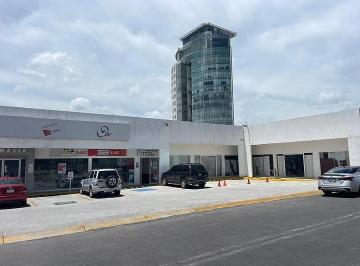 Local comercial · 118m² · 15 Estacionamientos · Local Comercial Renta - (4)