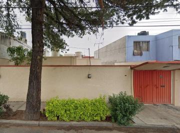 Casa de 3 habitaciones, Azcapotzalco · Propiedad de Remate en Azcapotzalco ¡No Pierdas Esta Oportunidad!