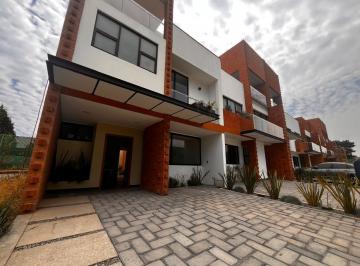 Casa · 190m² · 3 Recámaras · 2 Estacionamientos · Casa en Venta en Residencial Real Acacias