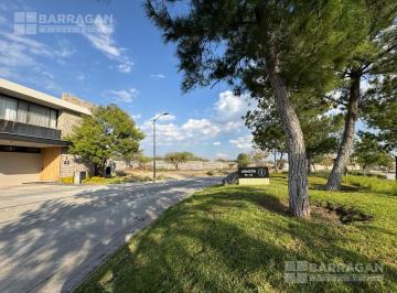 Terreno / Lote · 368m² · Terreno Frente a Área Verde en La Espiga Condominio Aragón I, Precio de Oportunidad