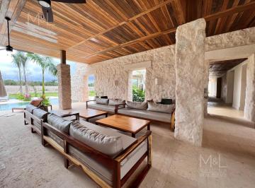 Terreno / Lote · 181m² · 2 Estacionamientos · Terreno en Venta en Cancún, Fraccionamiento Residencial Losantos 181 m² Alamos II
