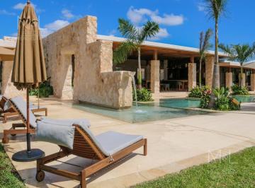 Terreno / Lote · 311m² · Terreno en Venta en Cancún, Fraccionamiento Losantos 311 m². Alamos II