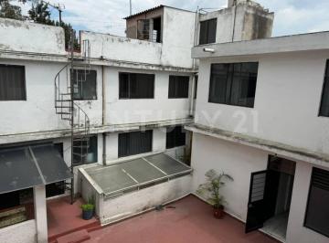 Casa · 660m² · 4 Recámaras · 2 Estacionamientos · Casa + Oficinas + Bodega en Venta, en Constitución de 1917, Iztapalapa, Cdmx