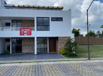Casa de 4 habitaciones, San Andrés Cholula · Casa Nueva Muy Amplia en Puebla, con Roof Garden Extraordinario