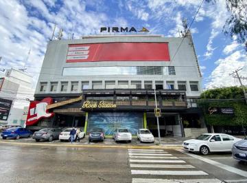 Local comercial · 800m² · 70 Estacionamientos · Local en Renta Blvd. Alonso de Torres León Guanajuato