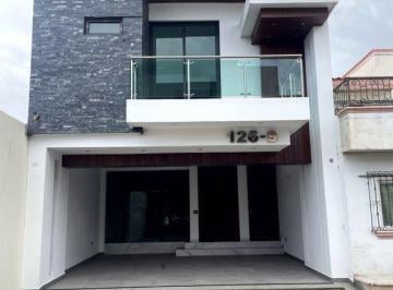Casa · 260m² · 4 Recámaras · 2 Estacionamientos · Casa en Tierra Blanca