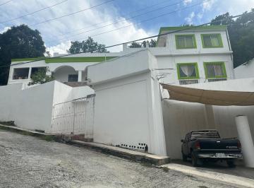 Casa de 6 habitaciones, Guadalupe · Casa en Venta en Rincón de La Sierra