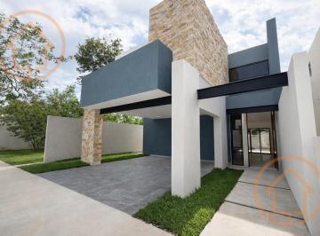 Casa · 250m² · 4 Recámaras · 2 Estacionamientos · Hermosa Casa en Progreso Yucatan