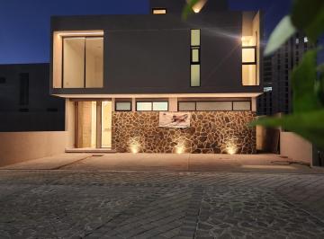 Casa de 4 habitaciones, Corregidora · Casa Venta Fracc. Hacienda Carlota