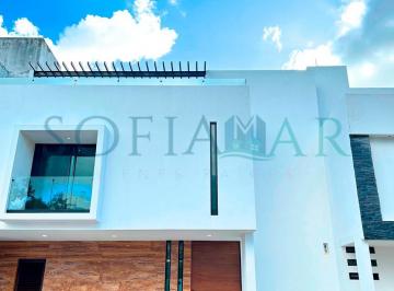 Casa de 3 habitaciones, Benito Juárez · Casa en Venta, Residencial Arbolada, Cancún